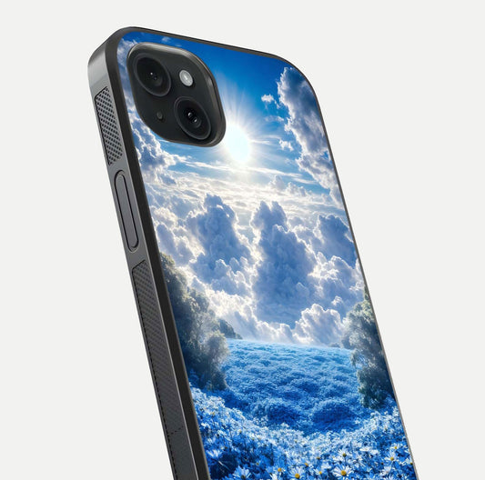 Heavenly Daisy Horizon Glass Case for iPhone 15 Plus close-up angled shot showing daisy petal details and light reflection