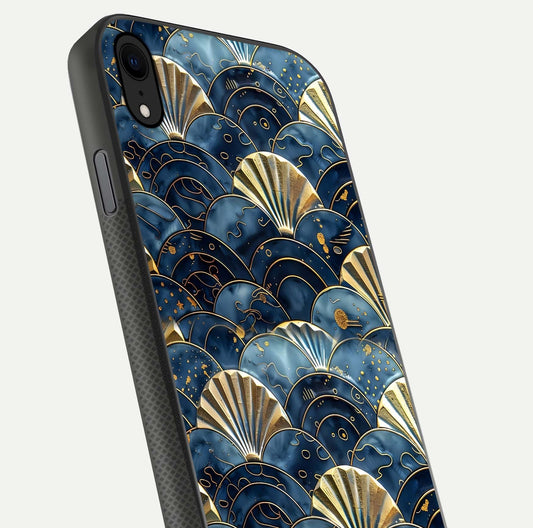 Golden Wave Luxe Glass Case for iPhone Xr close-up angled shot showing flowing wave texture and reflection brightness