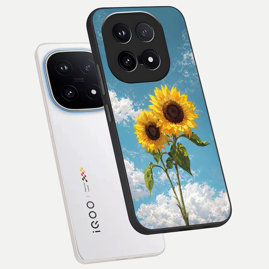  Sunlit Daisy Glow phone case for iQOO 15 showing premium glass back cover with detailed artwork