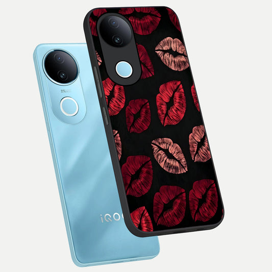  Midnight Kiss Love phone case for iQOO Z10R showing premium glass back cover with detailed artwork