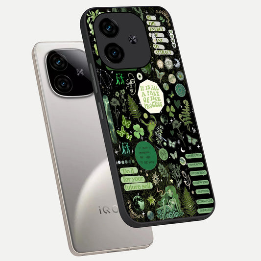  Green Mandala Pattern phone case for  iQOO Z9 Turbo showing premium glass back cover with detailed artwork