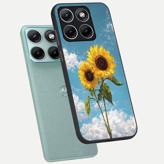  Sunlit Daisy Glow phone case For Moto Edge 70 Fusion showing premium glass back cover with detailed artwork