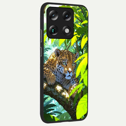  Leopard in Jungle back cover For Moto Signature slim fit glass case with vibrant aesthetic design