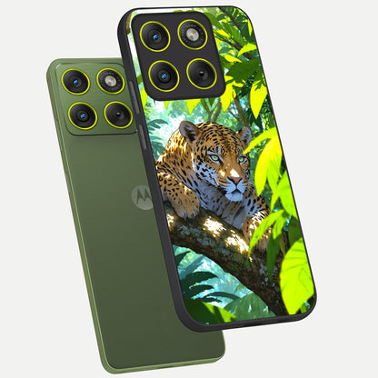  Leopard in Jungle phone case For Moto Edge 70 showing premium glass back cover with detailed artwork