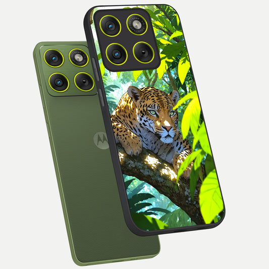  Leopard in Jungle phone case For Moto Edge 70 showing premium glass back cover with detailed artwork