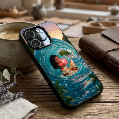Heart of Ocean Glass Case captured at a warm angle highlighting fluid blues, gloss, and edge clarity.