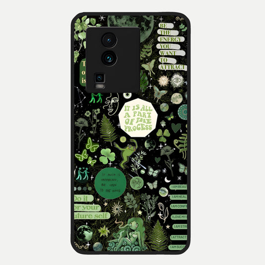  Green Mandala Pattern Glass Case For iQOO Neo 7 Pro back cover – full design glossy printed glass finish