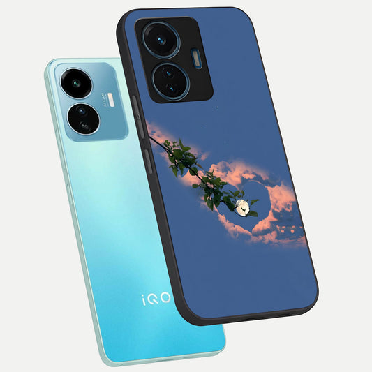  Sky Under Tree phone case For iQOO Z6 Lite 5G showing premium glass back cover with detailed artwork