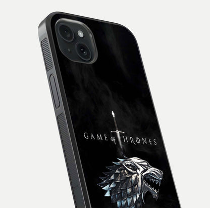 Throne Wolf Legacy Glass Case for iPhone 15 Plus close-up angled shot highlighting fur texture and reflection