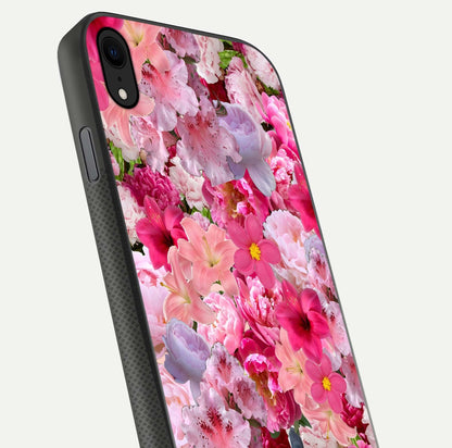 Bloom Crush Fantasy Glass Case for iPhone Xr close-up image showing color gradient and petal detailing