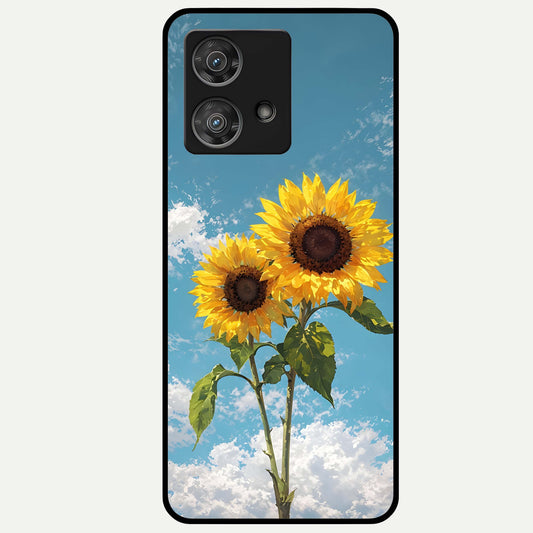  Sunlit Daisy Glow Glass Case For Moto Edge 40 Neo back cover – full design glossy printed glass finish