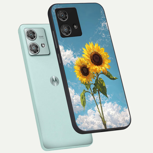  Sunlit Daisy Glow phone case For Moto Edge 40 Neo showing premium glass back cover with detailed artwork