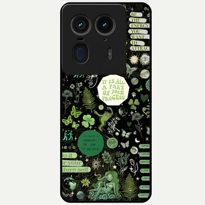  Green Mandala Pattern Glass Case For Moto Edge 50 Ultra back cover – full design glossy printed glass finish